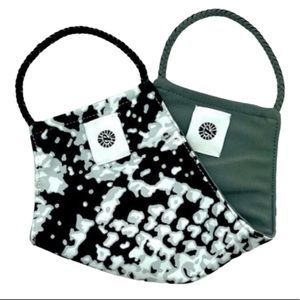 Pomchies MASKS DOUBLE LAYER REVERSIBLE - Snakeskin